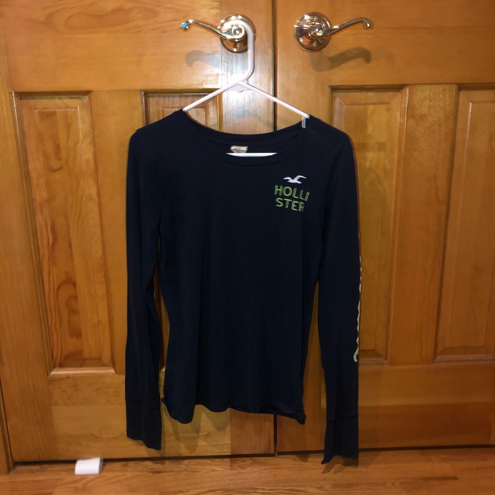 Women’s Dark Blue Long Sleeve Hollister Shirt